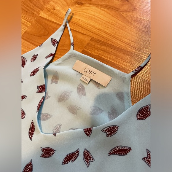 LOFT Sleeveless Blouse Size XS - Picture 2 of 4